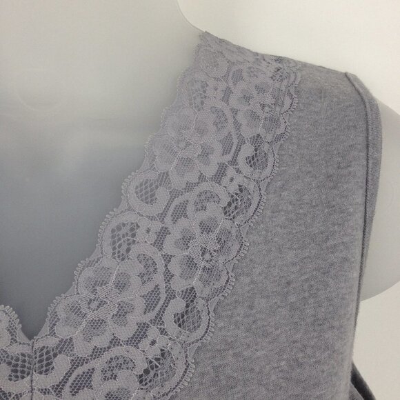 NWT 🔖Laura Ashley Lace Trimmed V Neck Gray Tank Top. - Picture 7 of 7